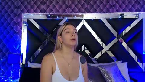 Snapshot of victtoria_lee chatting on January 14, 2026, 7:08 pm victtoria lee online show from January 14, 2026, 7:08 pm