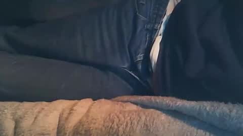 vicvictoree online show from November 12, 2025, 6:47 am