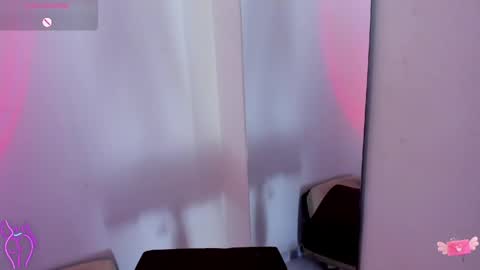 Snapshot of viioleett_cum chatting on May 19, 2026, 1:39 pm viioleett_cum online show from May 19, 2026, 1:39 pm