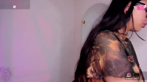 Snapshot of viioleett_cum chatting on July 28, 2026, 5:01 pm viioleett_cum online show from July 28, 2026, 5:01 pm