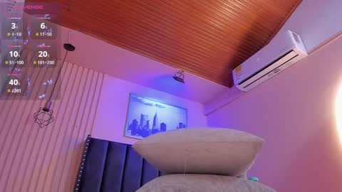 Viiolett online show from February 26, 2025, 2:04 am