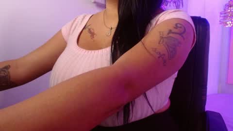 viioleta online show from May 23, 2026, 12:31 pm
