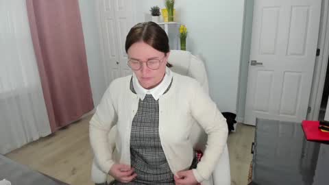 Snapshot of vika7333 chatting on February 6, 2025, 3:09 pm Ukrainian-woman online show from February 6, 2025, 3:09 pm