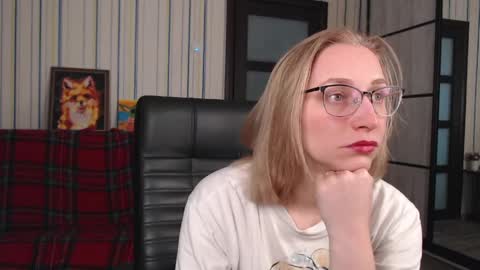 Vika online show from April 28, 2026, 4:28 am