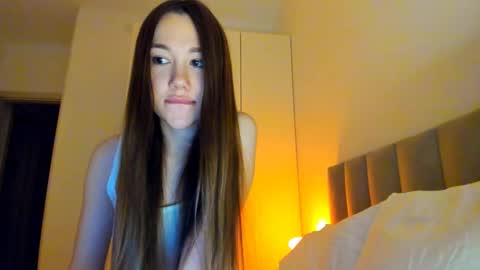 Vika   online show from November 23, 2025, 11:15 pm