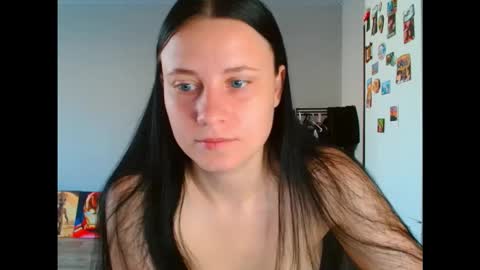 Viki Kelt online show from September 30, 2025, 1:43 am