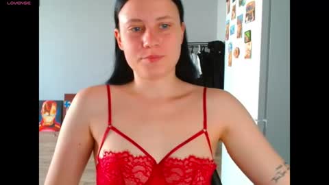 Snapshot of viki_kelt chatting on June 13, 2026, 1:25 am Viki Kelt online show from June 13, 2026, 1:25 am