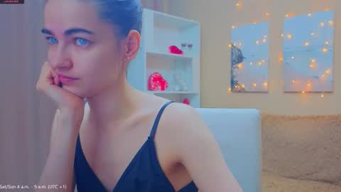 vikiberry online show from March 22, 2026, 3:10 am