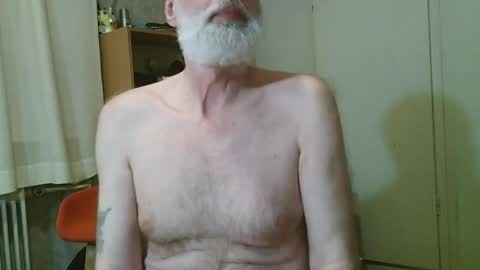Snapshot of viking_n_mermaid chatting on May 30, 2026, 9:01 pm viking_n_mermaid online show from May 30, 2026, 9:01 pm