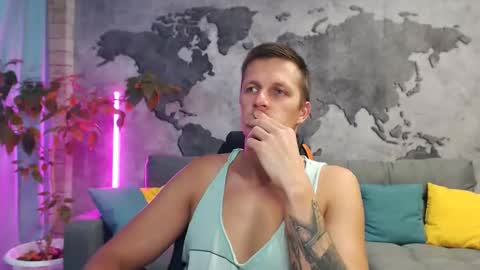 vikingchrisss online show from October 26, 2025, 10:10 am