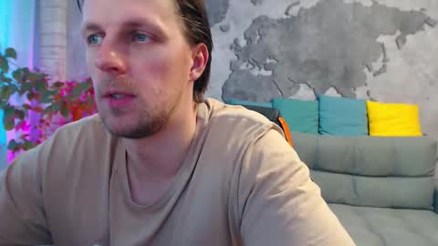 vikingchrisss online show from March 22, 2026, 9:56 am