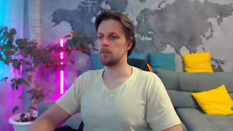 Snapshot of vikingchrisss chatting on April 27, 2026, 9:51 am vikingchrisss online show from April 27, 2026, 9:51 am