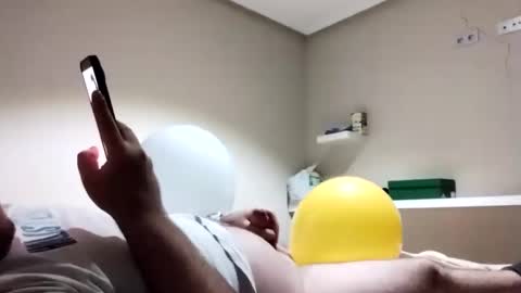 Snapshot of vikingo3333893888 chatting on February 4, 2025, 9:31 pm Vikingo online show from February 4, 2025, 9:31 pm