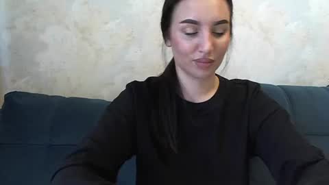 vikipop online show from February 19, 2025, 8:33 am