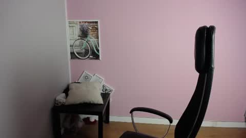 viktoria_lovely online show from July 6, 2026, 6:10 am