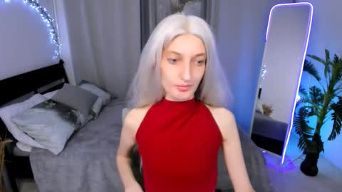 Snapshot of viktoriaclarrk chatting on December 5, 2025, 6:22 am Viktoria online show from December 5, 2025, 6:22 am