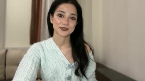 viktoriia9604 online show from April 25, 2026, 6:05 pm