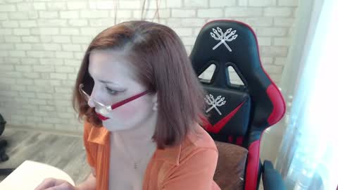 Snapshot of vikualex69 chatting on March 5, 2025, 8:00 am vikualex69 online show from March 5, 2025, 8:00 am