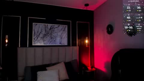 Snapshot of vikypetiteee chatting on October 26, 2025, 2:28 am Victoria online show from October 26, 2025, 2:28 am