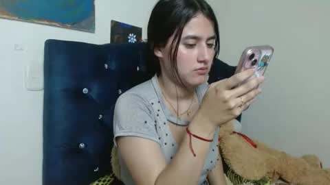 Snapshot of vikysexy28 chatting on December 14, 2025, 3:56 am vikysexy28 online show from December 14, 2025, 3:56 am