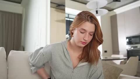 Snapshot of villanelle_l chatting on June 20, 2026, 1:25 pm Lana online show from June 20, 2026, 1:25 pm