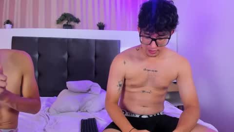 Lucas - Sam - Sophie online show from January 28, 2025, 9:19 am