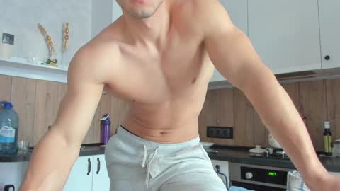 Snapshot of vincent_o chatting on December 18, 2024, 8:31 am Vincent. uncut 18cm online show from December 18, 2024, 8:31 am