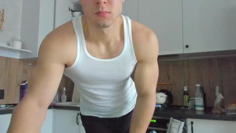 Snapshot of vincent_o chatting on January 10, 2025, 8:40 am Vincent. uncut 18cm online show from January 10, 2025, 8:40 am