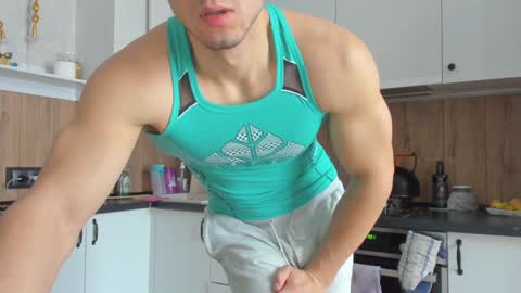 Snapshot of vincent_o chatting on February 6, 2025, 8:50 am Vincent. uncut 18cm online show from February 6, 2025, 8:50 am