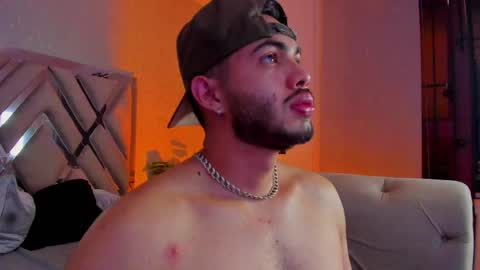 Snapshot of vincentblack_ chatting on May 28, 2026, 7:00 pm Vincent online show from May 28, 2026, 7:00 pm