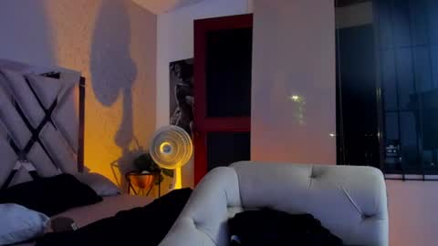 Snapshot of vincentblack_ chatting on July 2, 2026, 3:34 am Vincent online show from July 2, 2026, 3:34 am