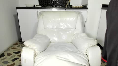 Snapshot of vincenthunter chatting on January 28, 2025, 1:29 am Vincent online show from January 28, 2025, 1:29 am