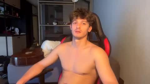 vincentprice69 online show from October 28, 2025, 3:04 pm