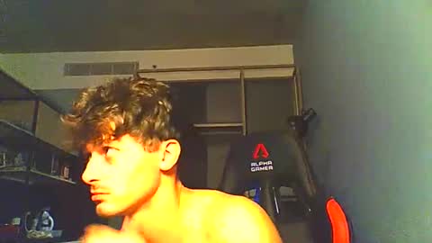 vincentprice69 online show from October 30, 2025, 5:35 pm