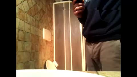 Snapshot of vinmin90 chatting on January 8, 2025, 10:16 pm Zenith online show from January 8, 2025, 10:16 pm