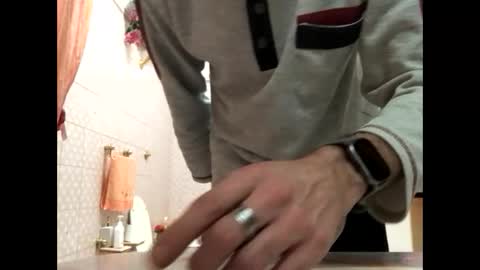 Snapshot of vinmin90 chatting on January 29, 2025, 10:22 pm Zenith online show from January 29, 2025, 10:22 pm