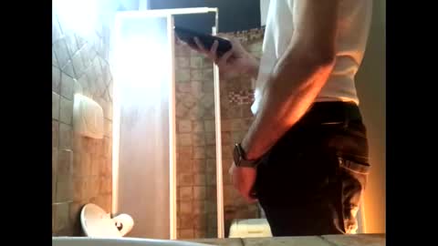 Snapshot of vinmin90 chatting on February 21, 2025, 6:26 pm Zenith online show from February 21, 2025, 6:26 pm