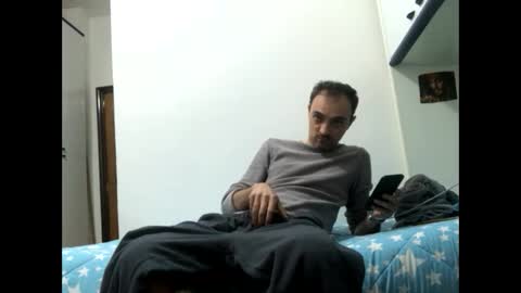 Snapshot of vinmin90 chatting on October 30, 2025, 10:21 pm Zenith online show from October 30, 2025, 10:21 pm