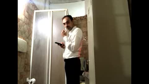 Snapshot of vinmin90 chatting on November 2, 2025, 11:18 pm Zenith online show from November 2, 2025, 11:18 pm