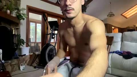 Snapshot of vinsmoke_sanji2020 chatting on March 3, 2025, 10:52 pm Sanji online show from March 3, 2025, 10:52 pm