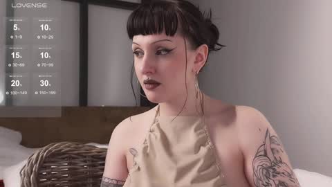 Diva Silvia online show from January 8, 2025, 3:07 pm