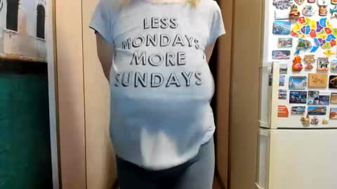 Snapshot of viodetta chatting on November 2, 2025, 9:55 am viodetta online show from November 2, 2025, 9:55 am