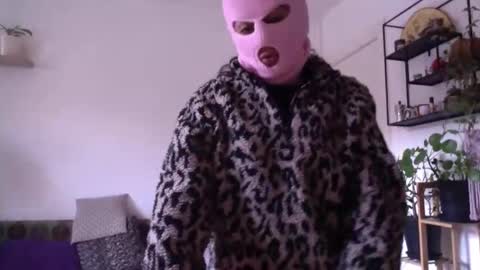 Snapshot of viol_ette chatting on March 15, 2026, 1:28 pm Violette online show from March 15, 2026, 1:28 pm