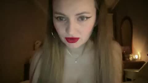 Snapshot of viola_1 chatting on March 19, 2026, 1:20 am Funny girl online show from March 19, 2026, 1:20 am