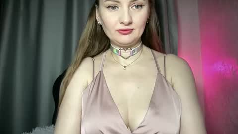 Snapshot of viola_1 chatting on April 13, 2026, 10:15 pm Funny girl online show from April 13, 2026, 10:15 pm