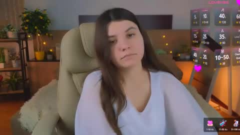 Snapshot of viola__shy chatting on May 11, 2026, 8:50 pm Viola online show from May 11, 2026, 8:50 pm