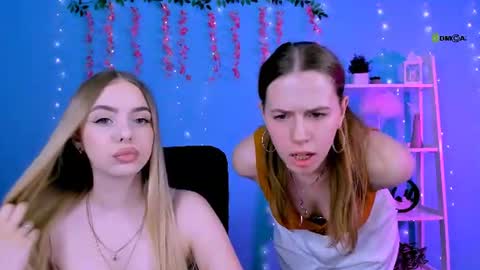 viola_sweet_ online show from July 2, 2026, 8:53 am