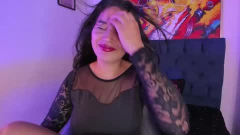           online show from November 14, 2025, 11:20 am