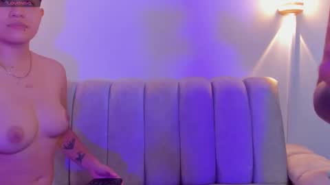 Snapshot of violet_casper_ chatting on September 25, 2025, 5:00 am Violet and Casper online show from September 25, 2025, 5:00 am