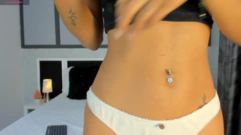 Snapshot of violet_rost chatting on January 24, 2025, 4:28 pm  Violet  online show from January 24, 2025, 4:28 pm